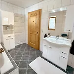 Jessica Erdgeschoss & Kellergeschoss Apartamento Gries im Sellrain