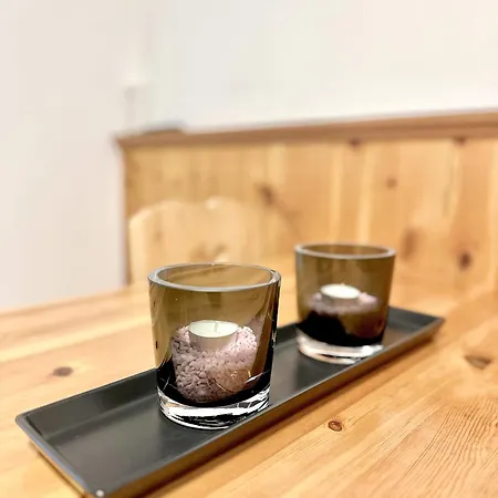 Jessica Erdgeschoss & Kellergeschoss Appartement *