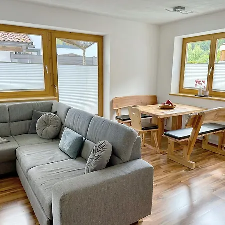 Jessica Erdgeschoss & Kellergeschoss *